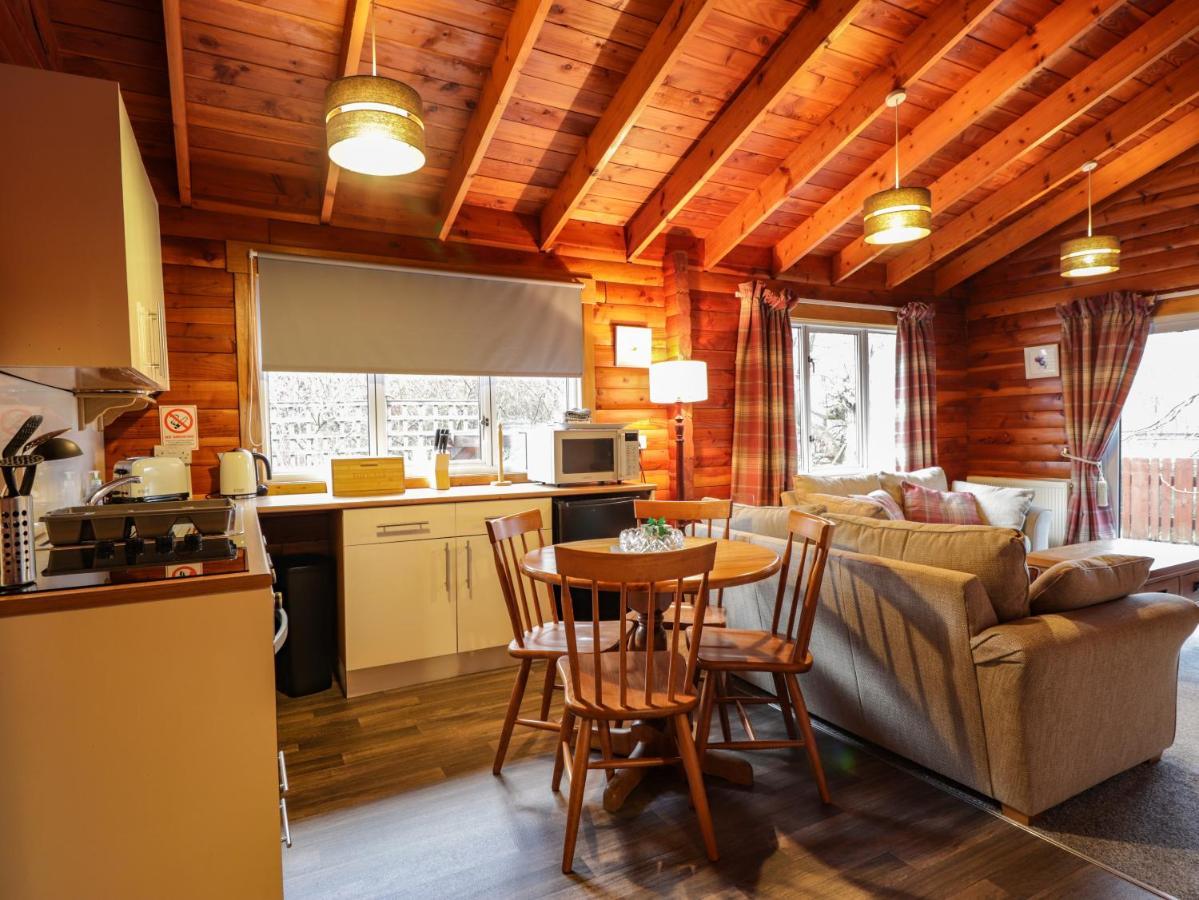 Spruce Lodge Strathpeffer Εξωτερικό φωτογραφία